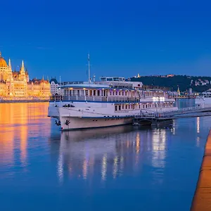 Botel Grand Jules - Boat, Budapeste