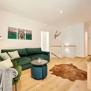 Hirsch Apartment Garmisch-Partenkirchen